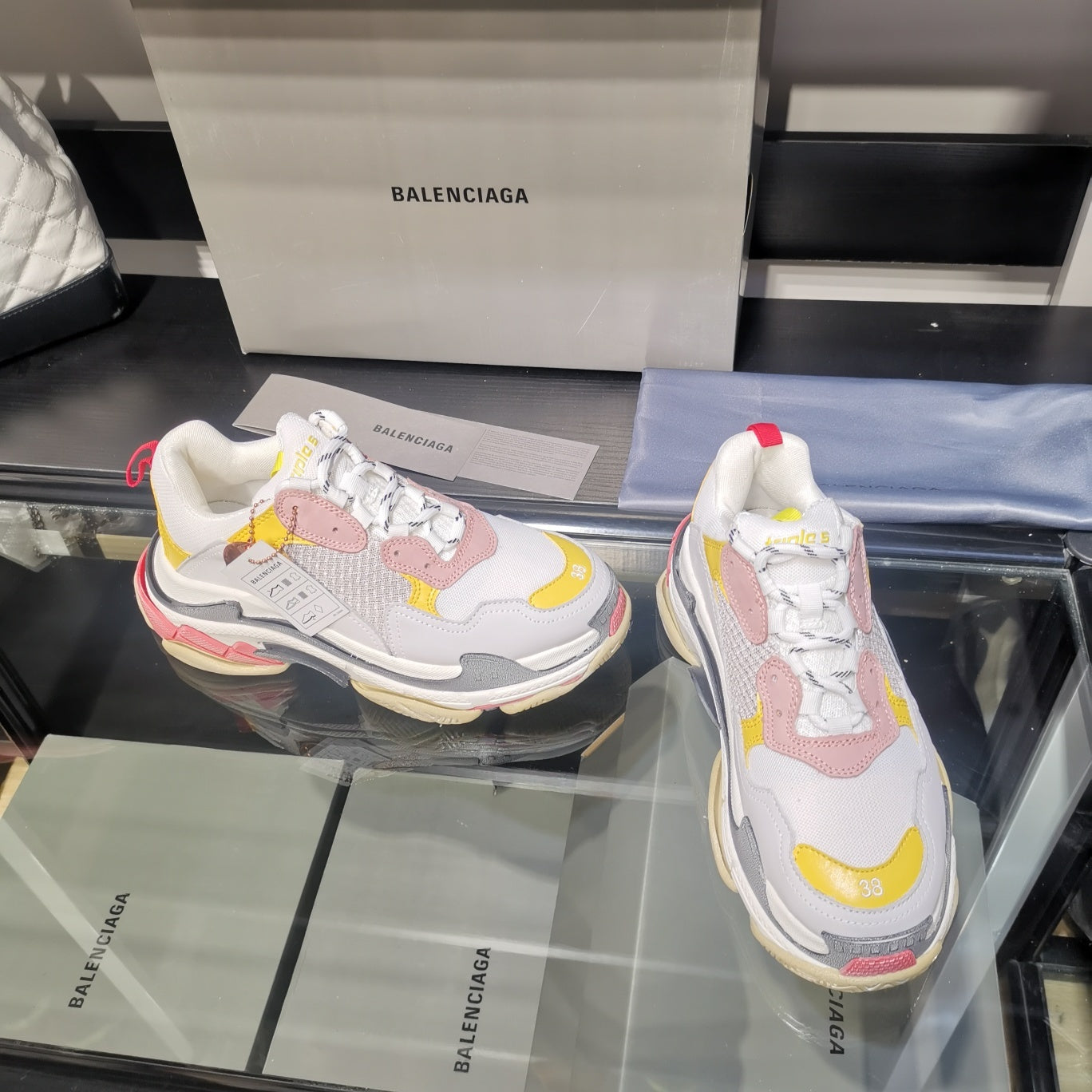 Balenciaga Sneakers Triple S Grey Pink