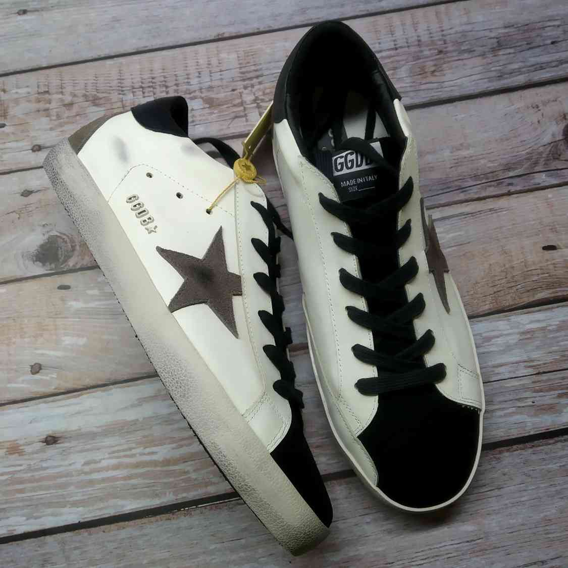 Golden Goose Superstar nappa bianca e inserti neri e grigi