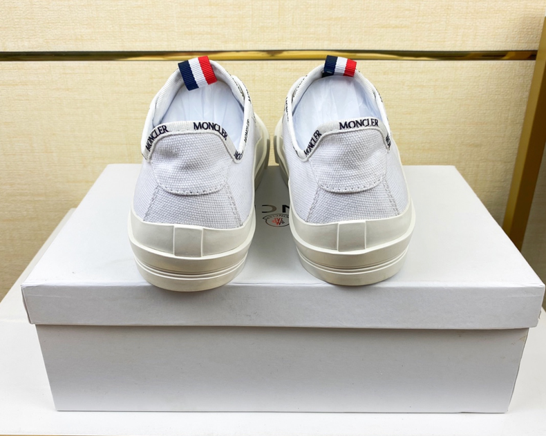 Moncler sneakers bianche tela unisex