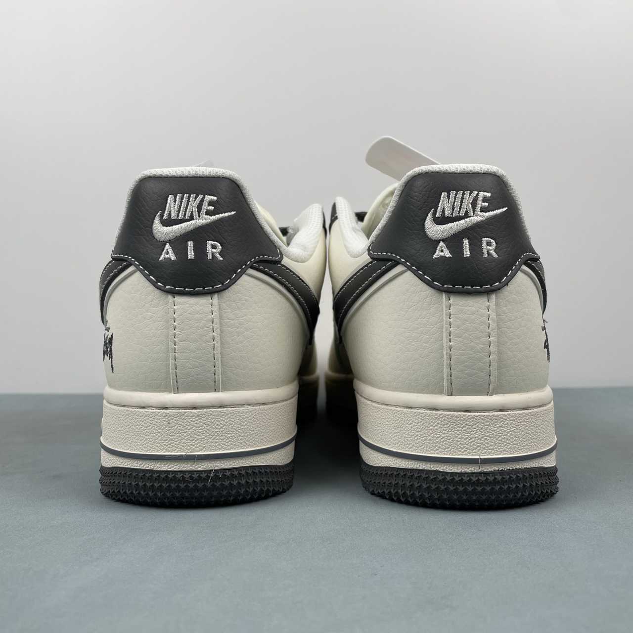 Nike Air Force 1 07 Low x Stussy white black
