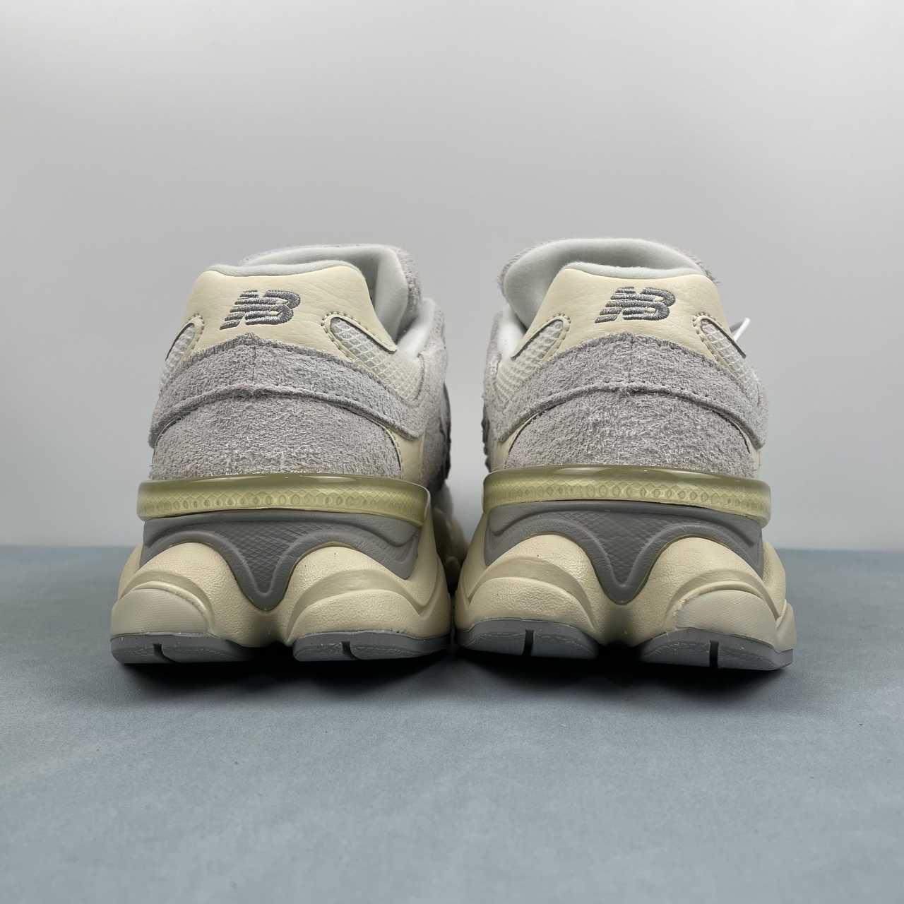 New Balance NB 9060 Quartz Grey