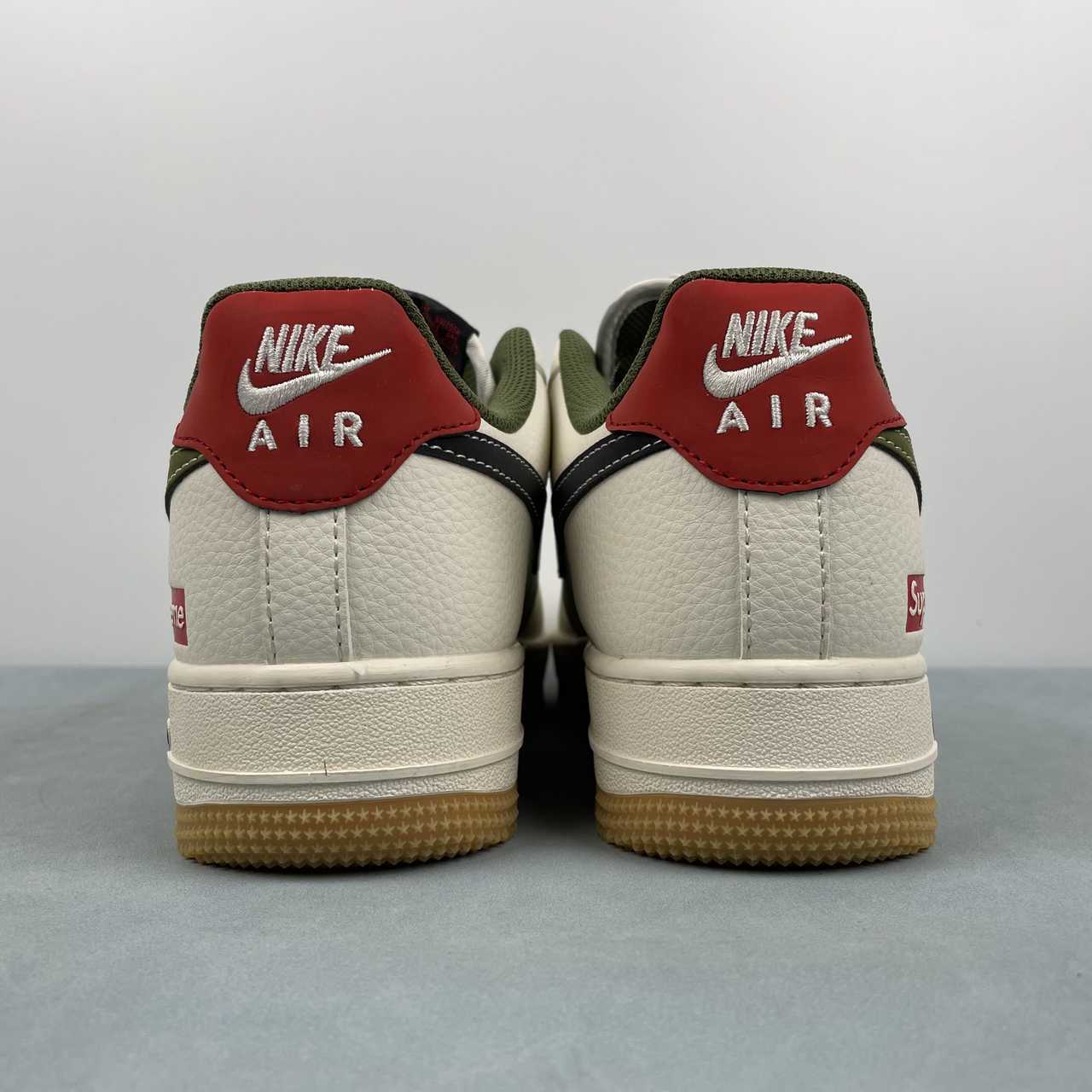 Nike Air Force 1 07 Low Supreme XS1958-567