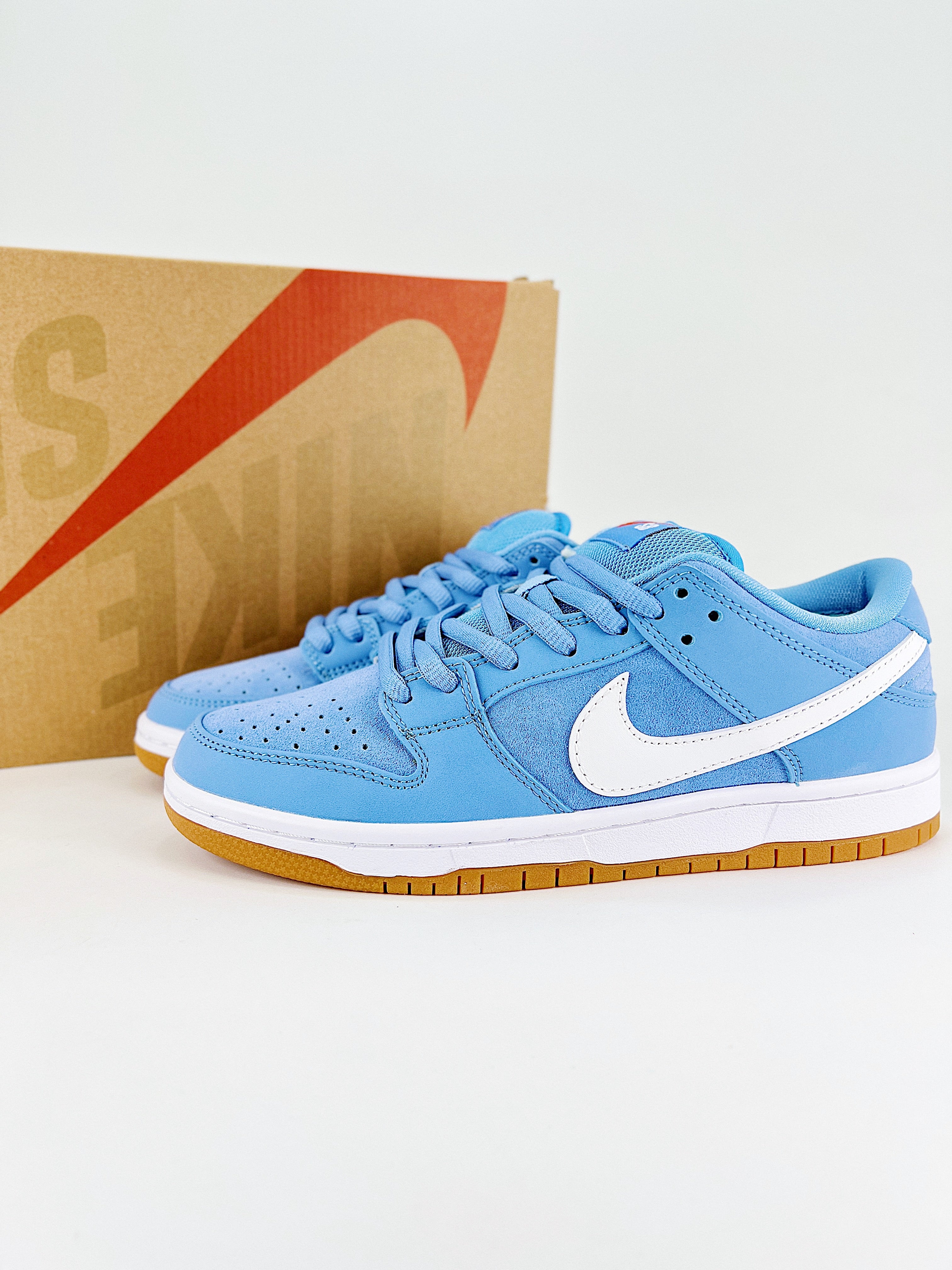 Nike New Dunk SB Low azzurro