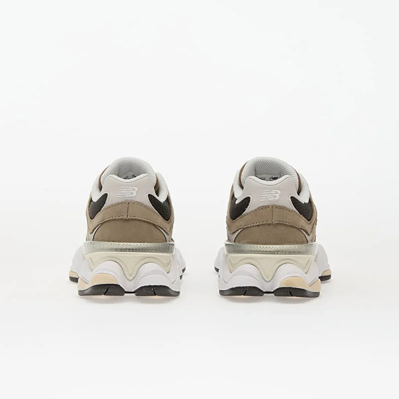 New Balance NB 9060 Fall Suedes Arid Stone