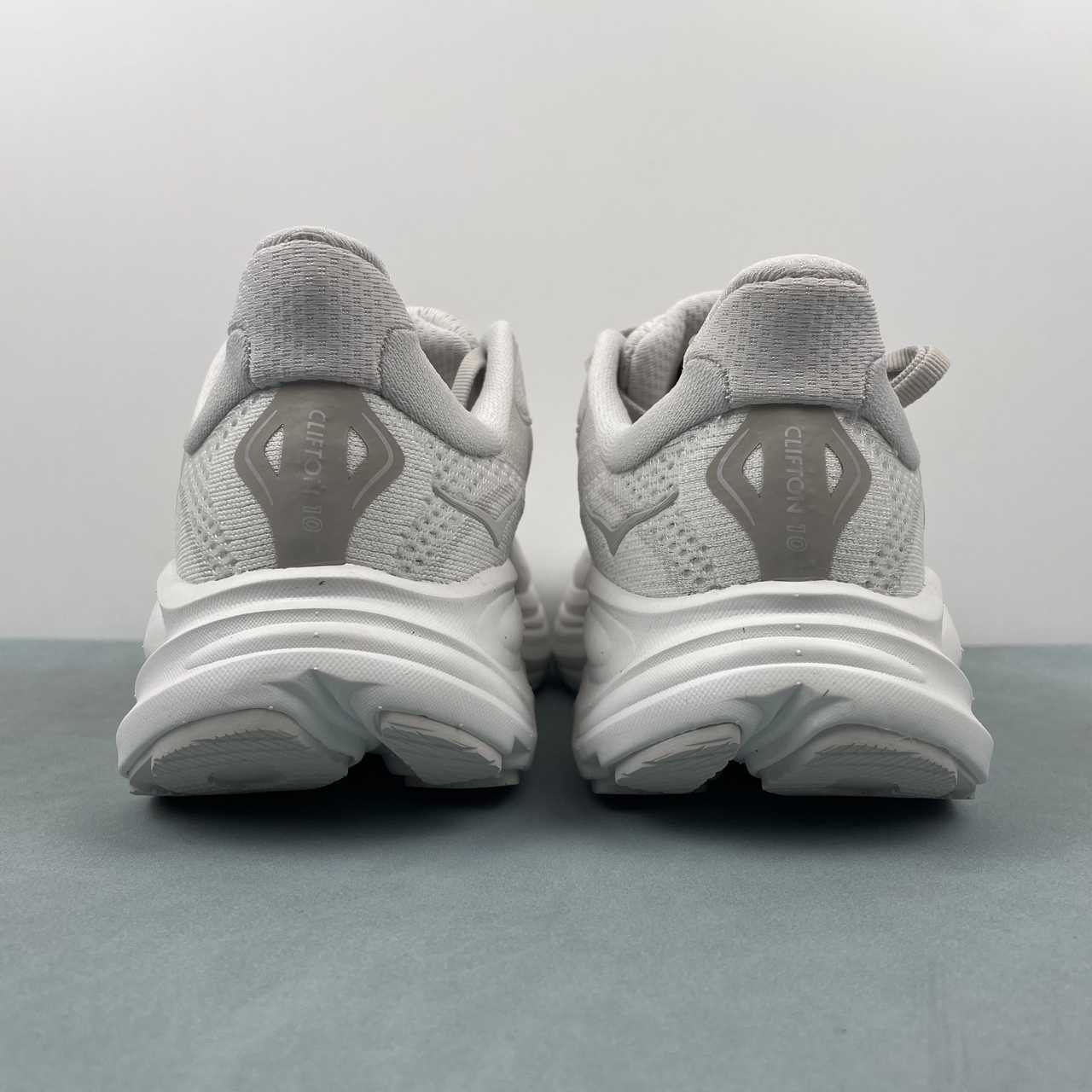 Hoka One Bondi 9 green