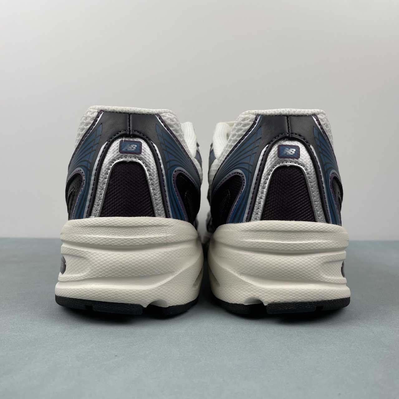 New Balance NB 740 Sea Salt Plum