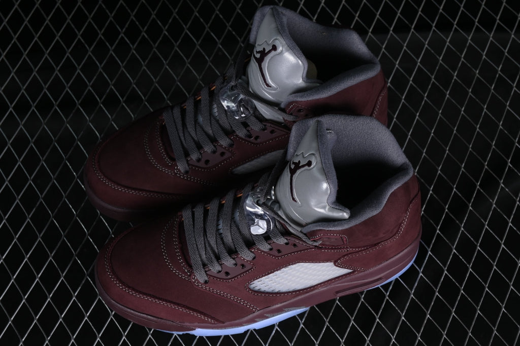 Nike Air Jordan 5 Retro Burgundy - VIBES MILANO