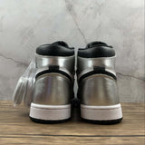 Nike Air Jordan 1 Retro High Silver Toe