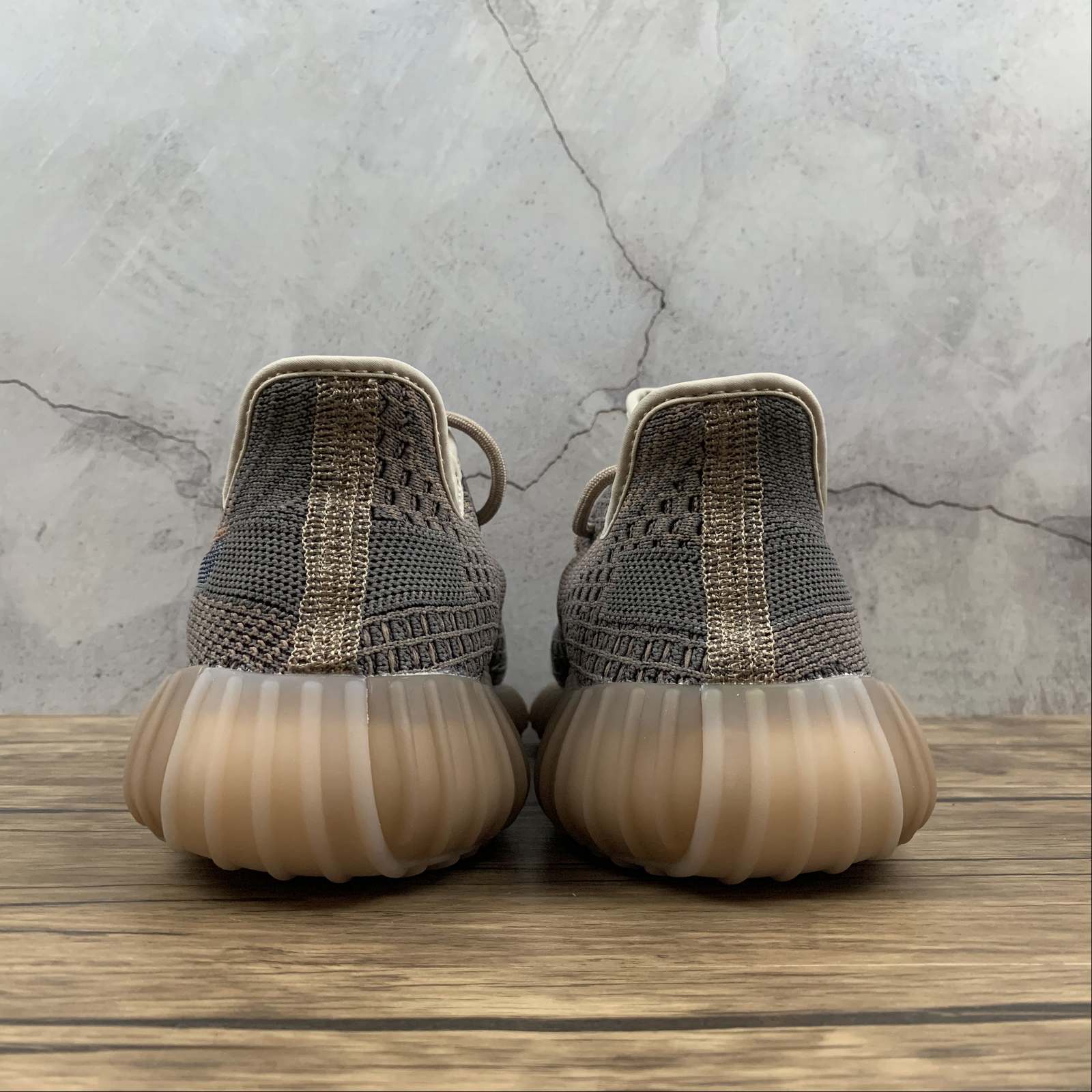 Yeezy Boost 350 V2 Fade