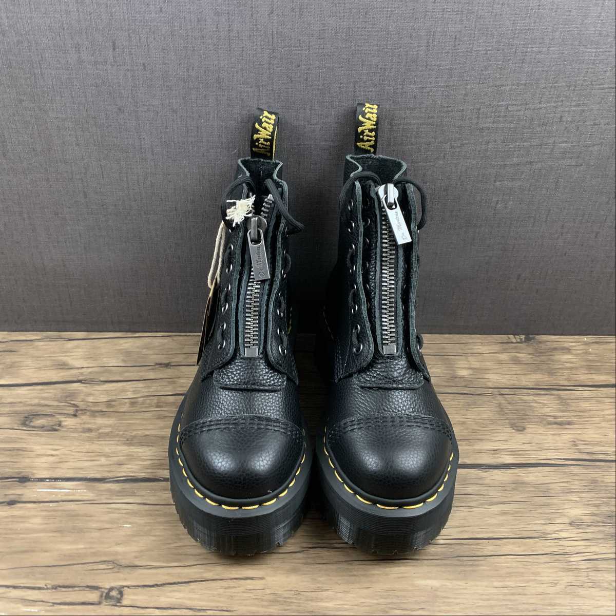 DR. MARTENS Anfibi Sinclair Black 11922003