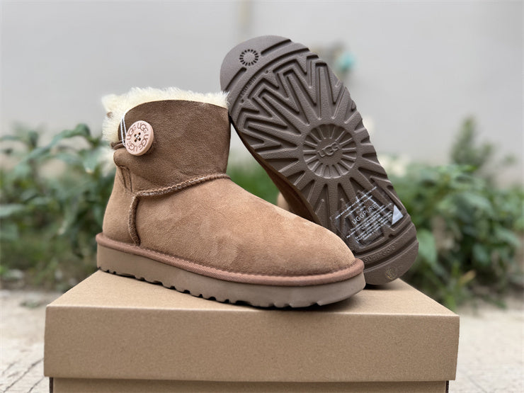UGG Bailey Mini Bailey Button II Boot cuoio naturale