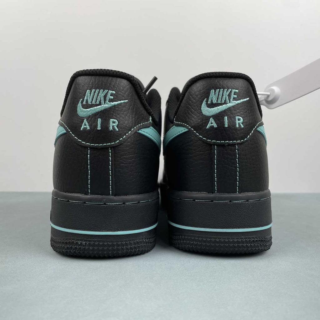Nike Air Force 1 ’07 Low Un-Tiffany