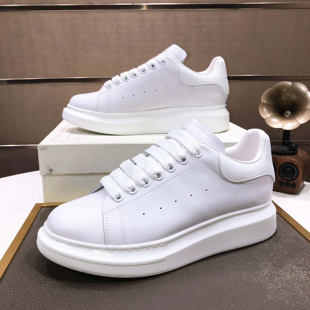 Alexander McQueen sneakers suola oversize total white