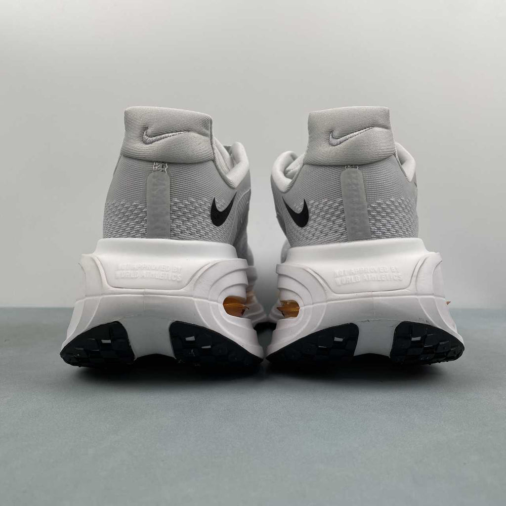 Nike Vomero Premium light grey white - VIBES MILANO