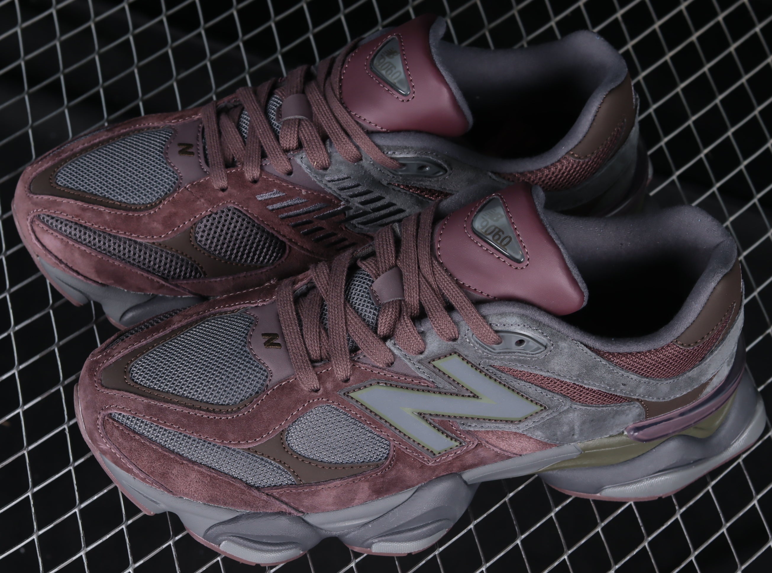 New Balance NB 9060 Truffle Rich Earth Magnet