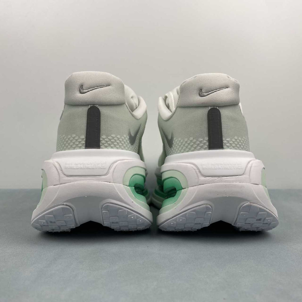 Nike Vomero Premium green vert - VIBES MILANO