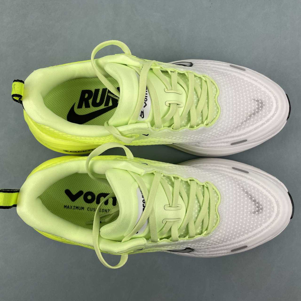 Nike Vomero Plus Running Shoes White Fluorescent Green – Daily Trainer Ammortizzato