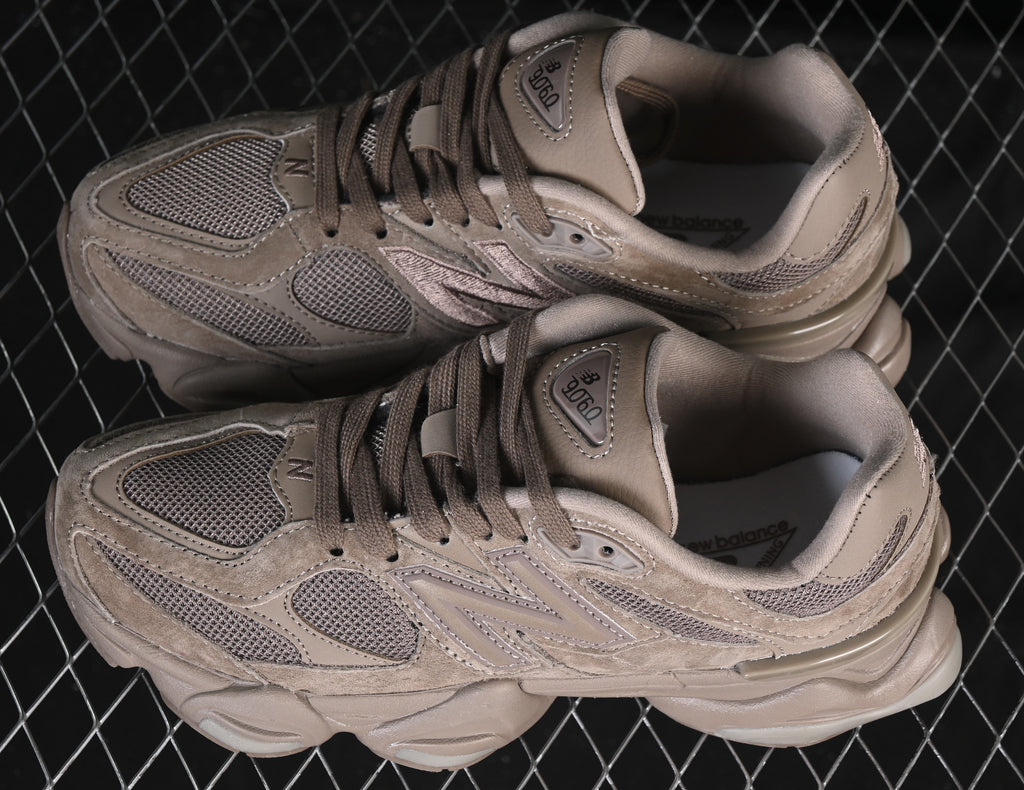 New Balance NB 9060 Chestnut