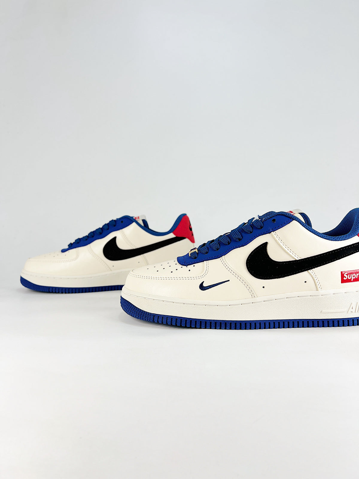 Nike Air Force 1 Supreme – White/Blue