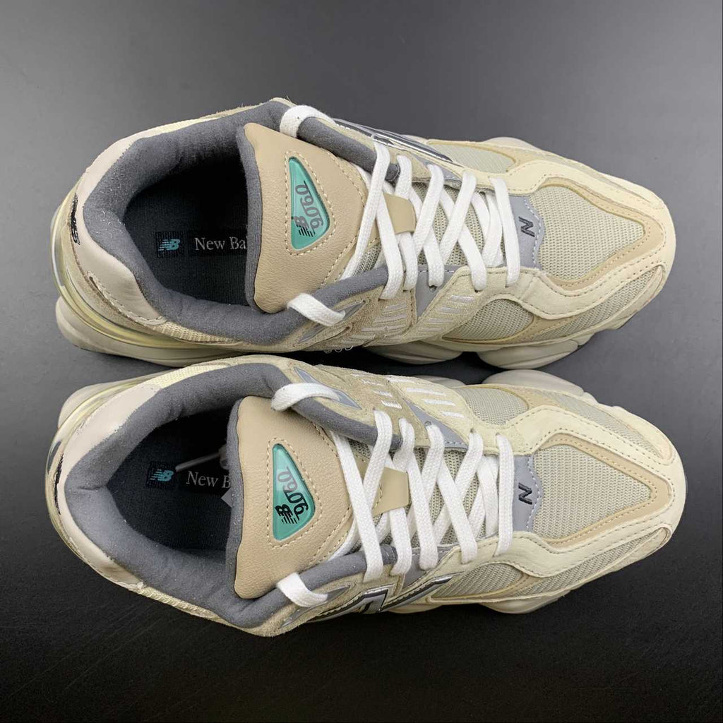 New Balance NB 9060 Sea Salt Brown