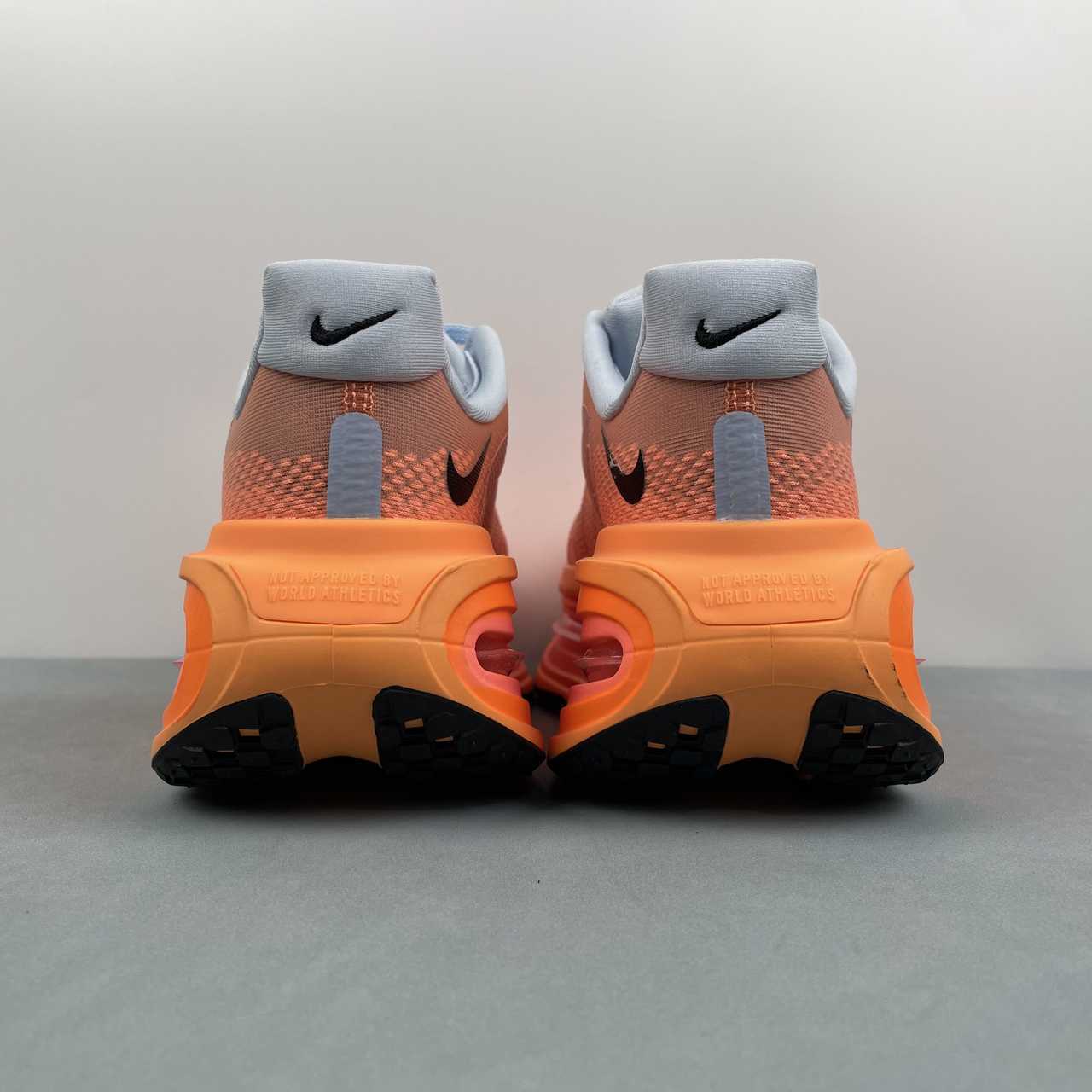 Nike Vomero Premium orange - VIBES MILANO
