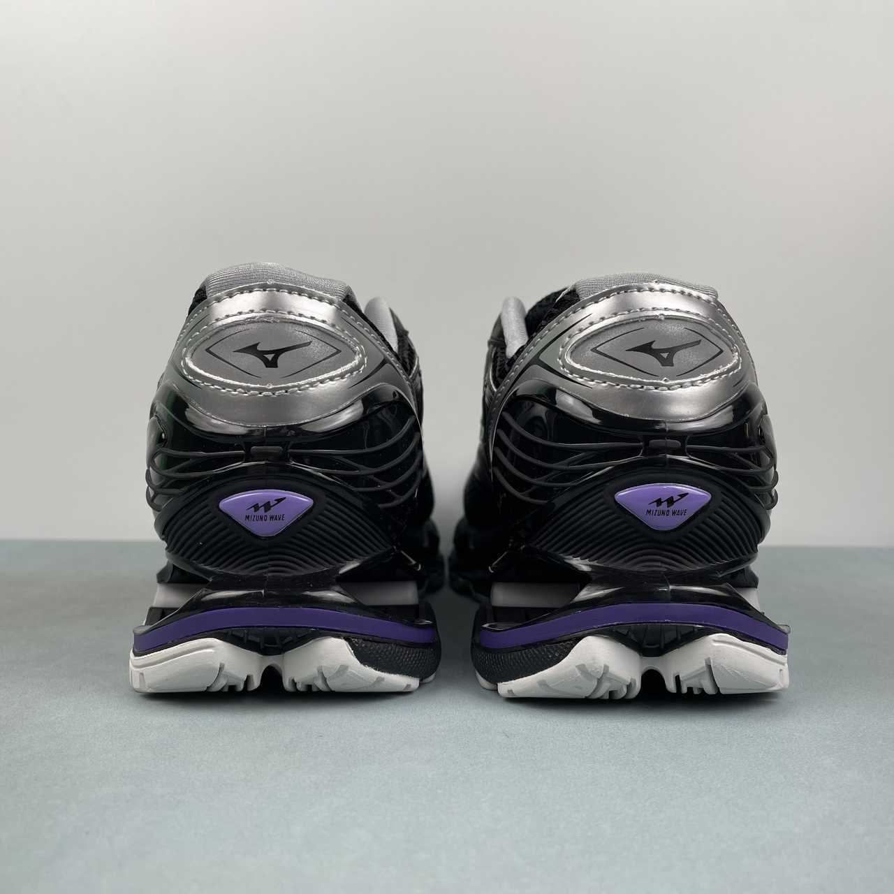 Mizuno Wave Prophecy sneakers nero argento