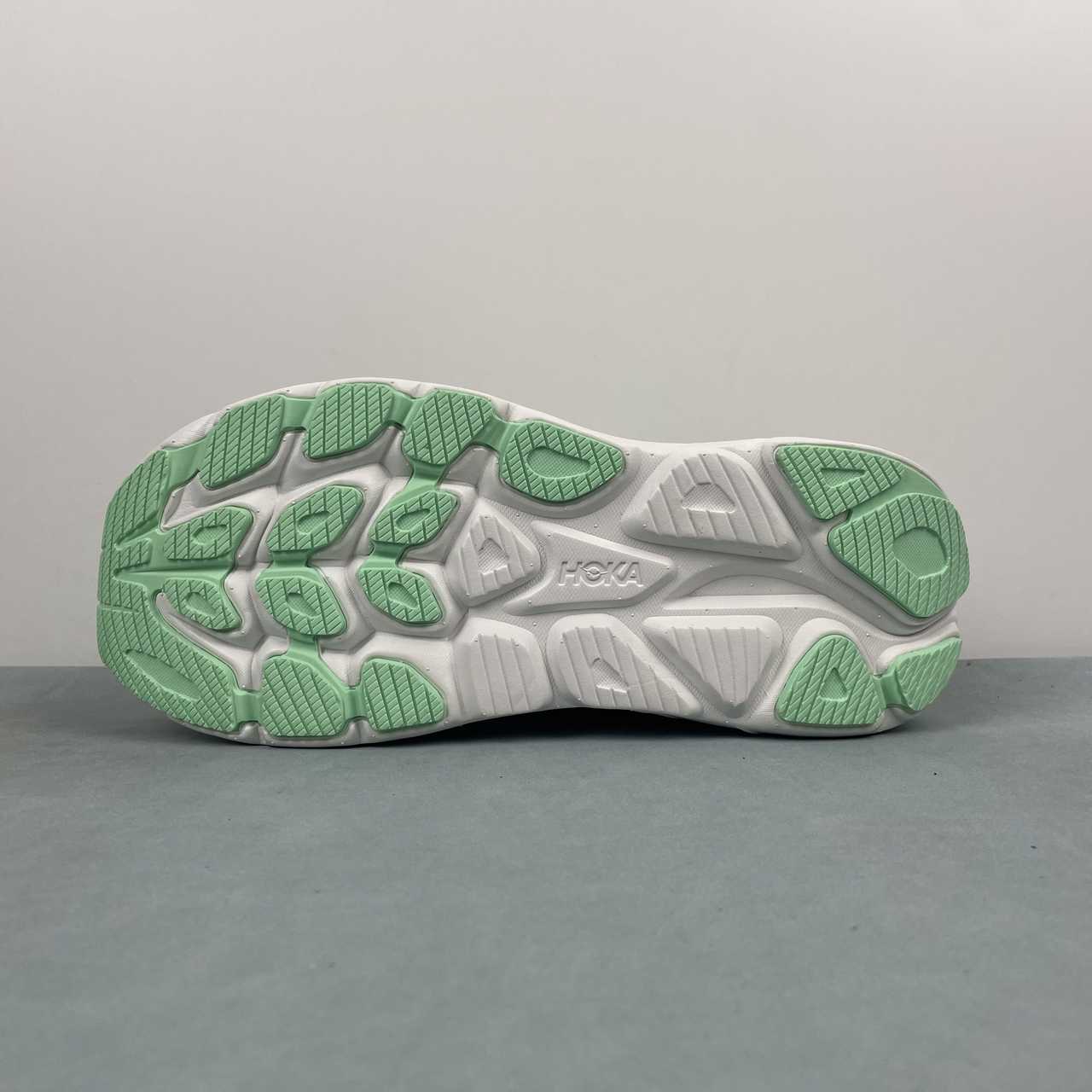 Hoka One Clifton 10 acquamarina