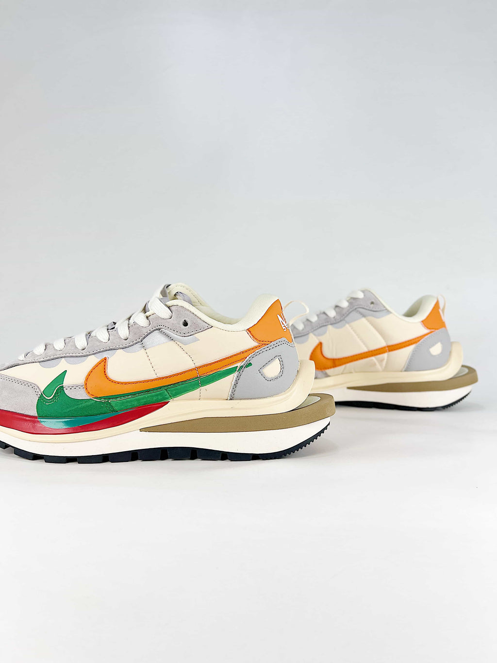Nike x Sacai 3.0 Vaporwaffle "Art Colorful"