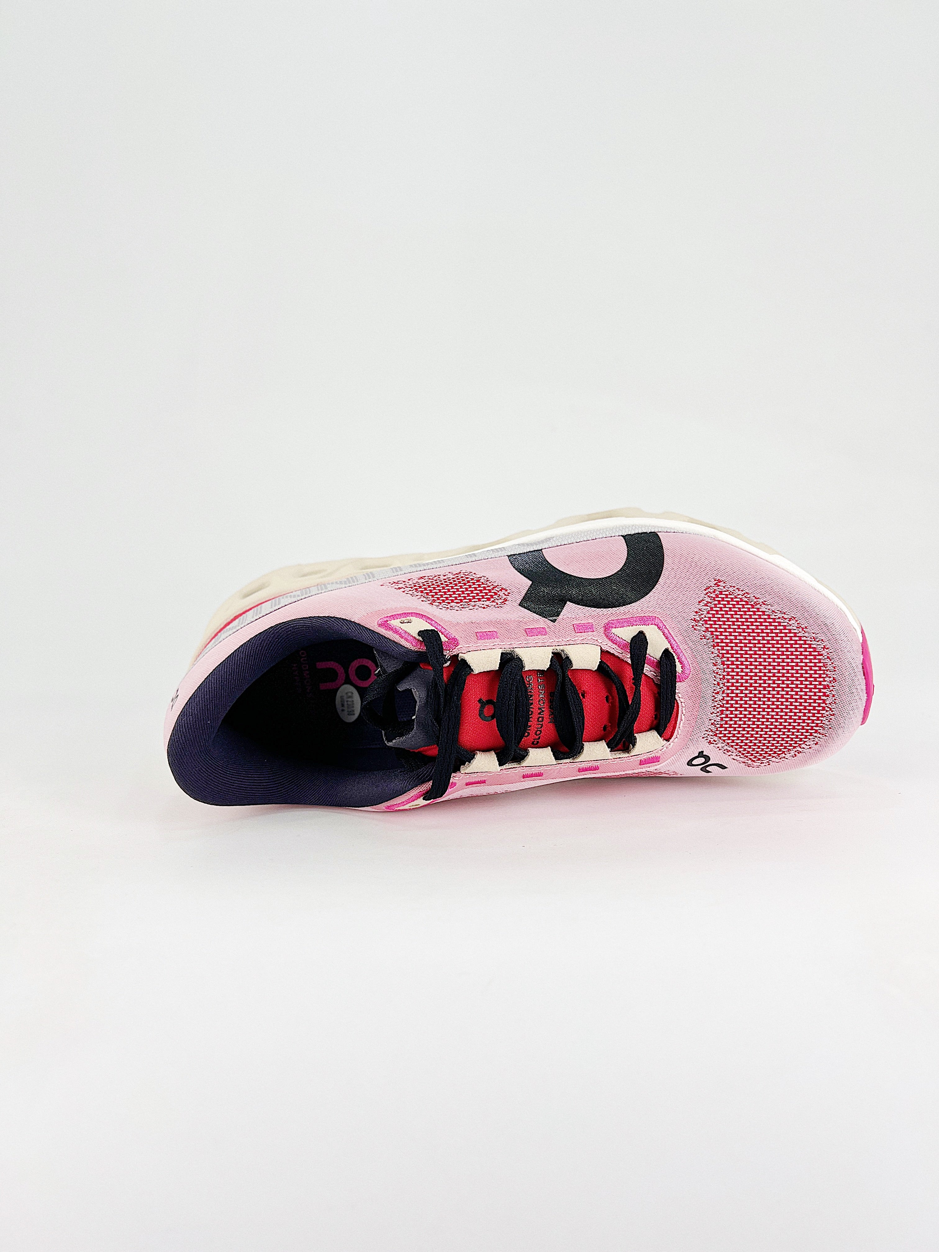 On Cloud Running Cloudmonster Hyper WMNS Red-Cream