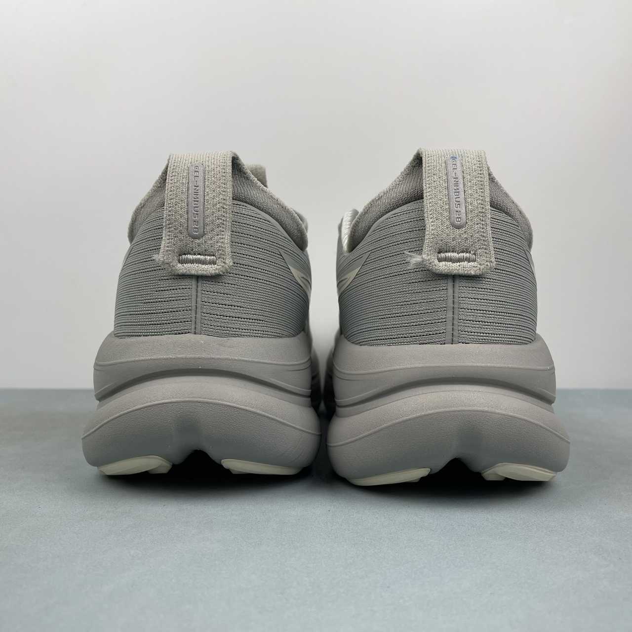 Asics Gel Nimbus 28 Grey