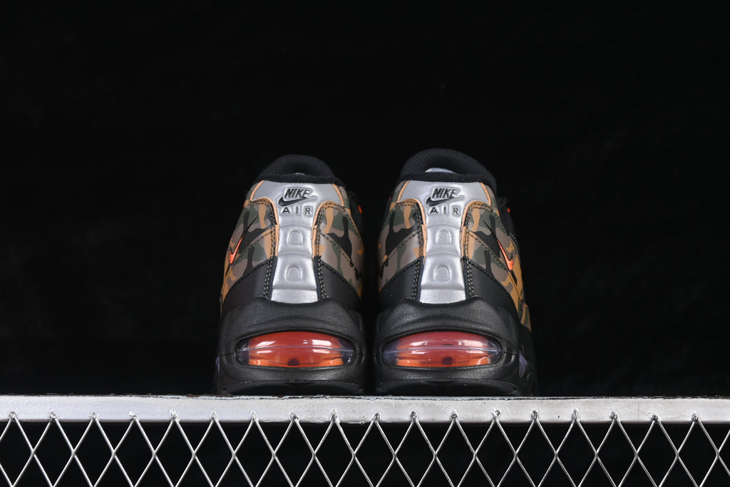Nike Air Max 95 OG orange camo