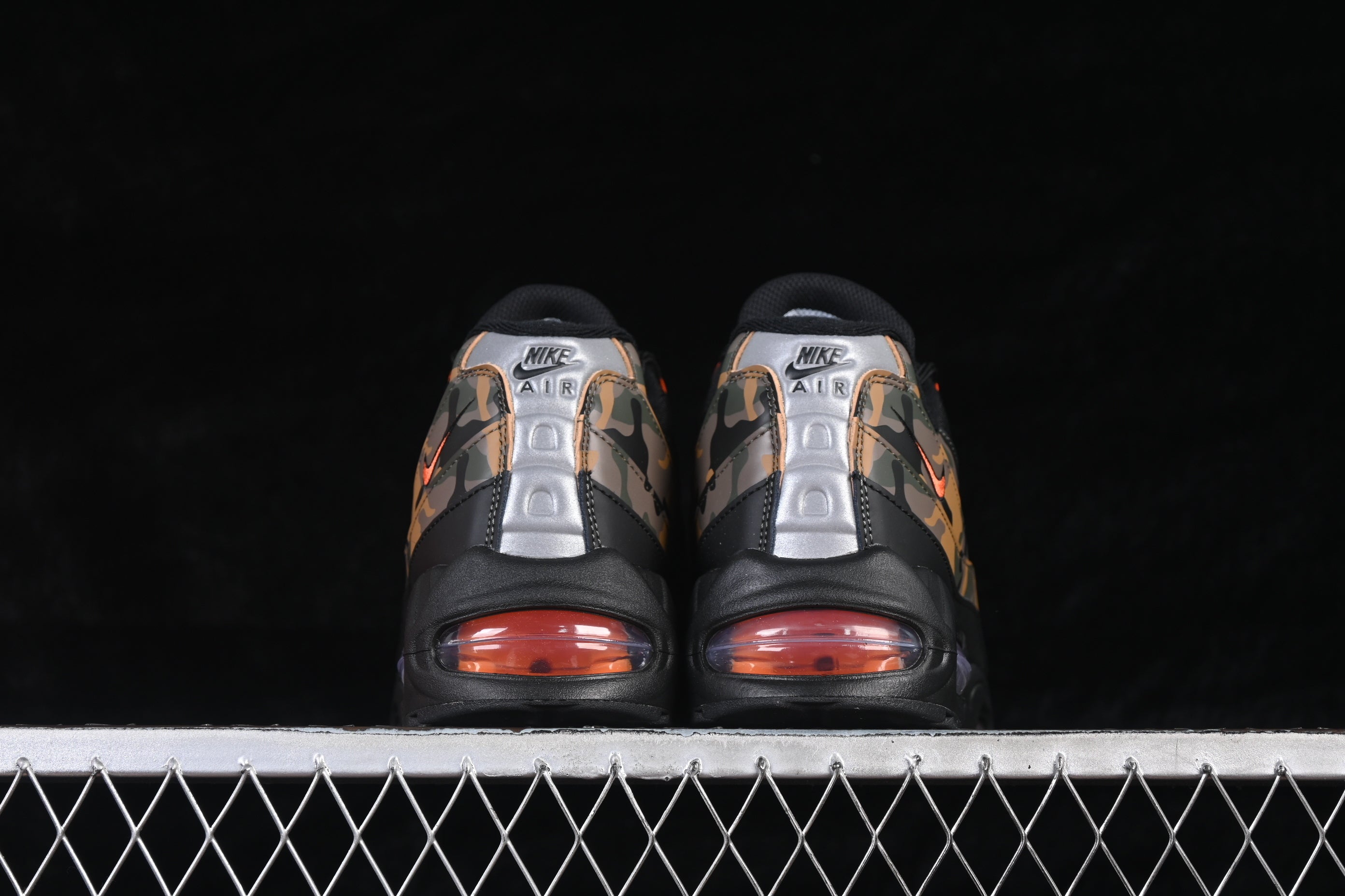 Nike Air Max 95 OG orange camo