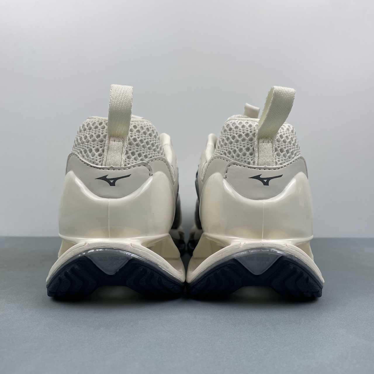 Mizuno Wave Prophecy sneakers bianco