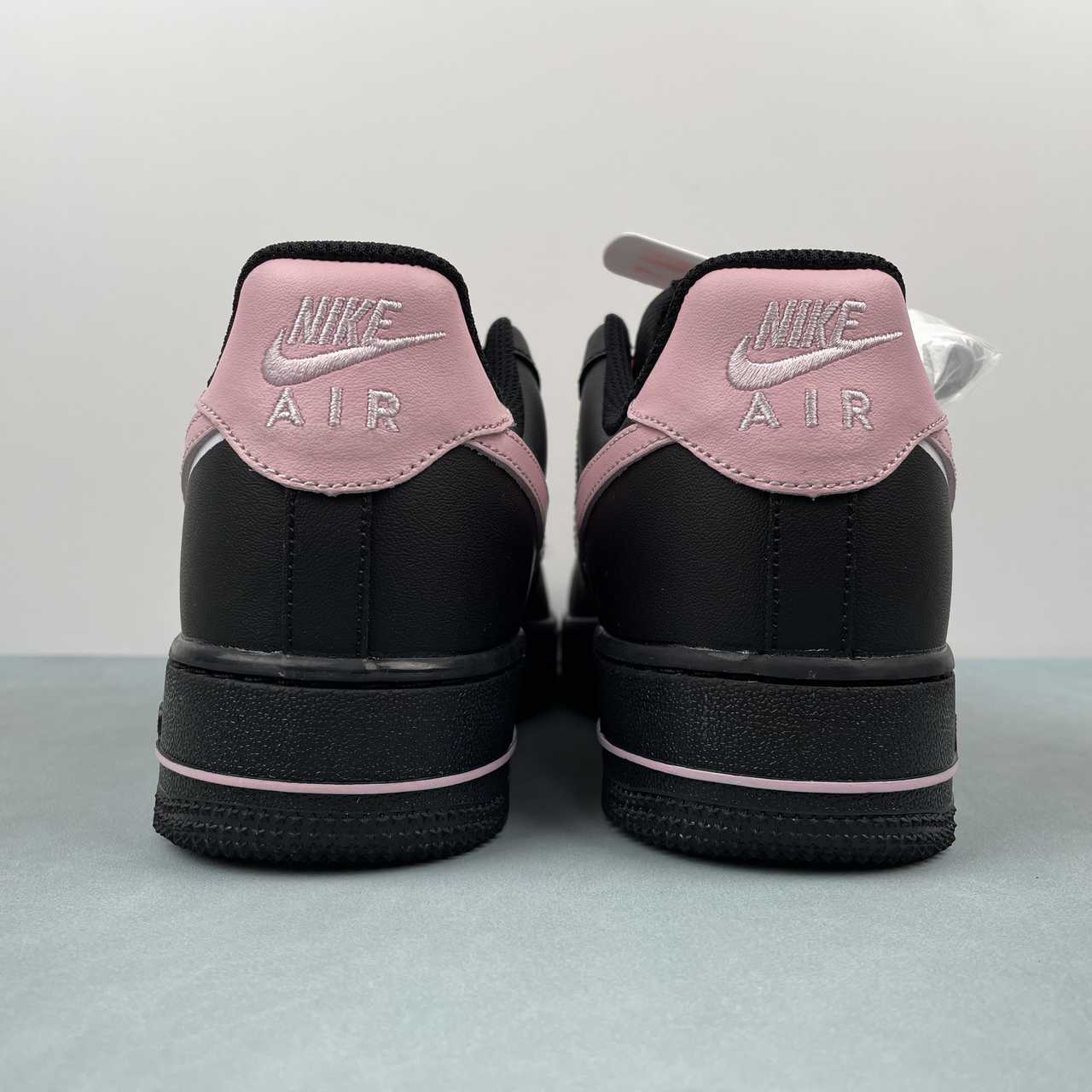 Nike Air Force 1 07 Low Custom Triple Black Pink
