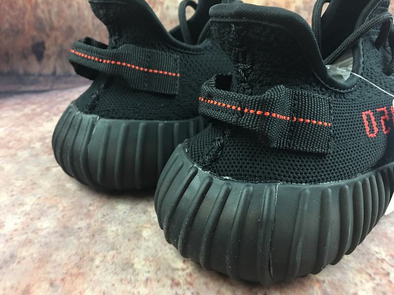 Yeezy Boost 350 V2 Bred