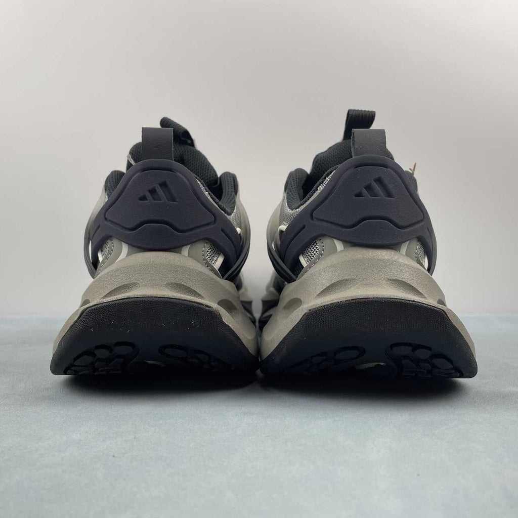 Adidas XLG Runner Deluxe sneakers grey black - VIBES MILANO