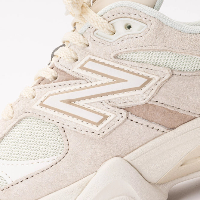 New Balance NB 9060 White Beige