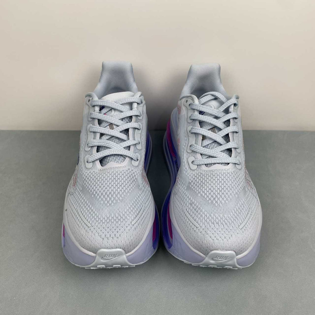 Nike Vomero Premium ice blue pink