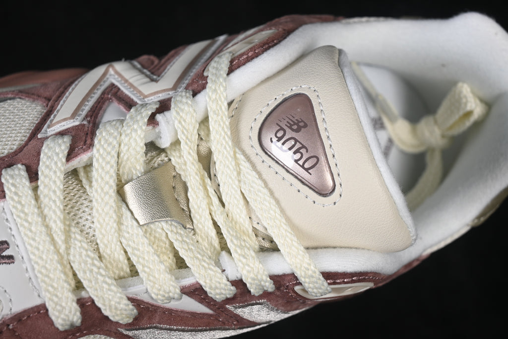 New Balance NB 9060 Permafrost Sparrow