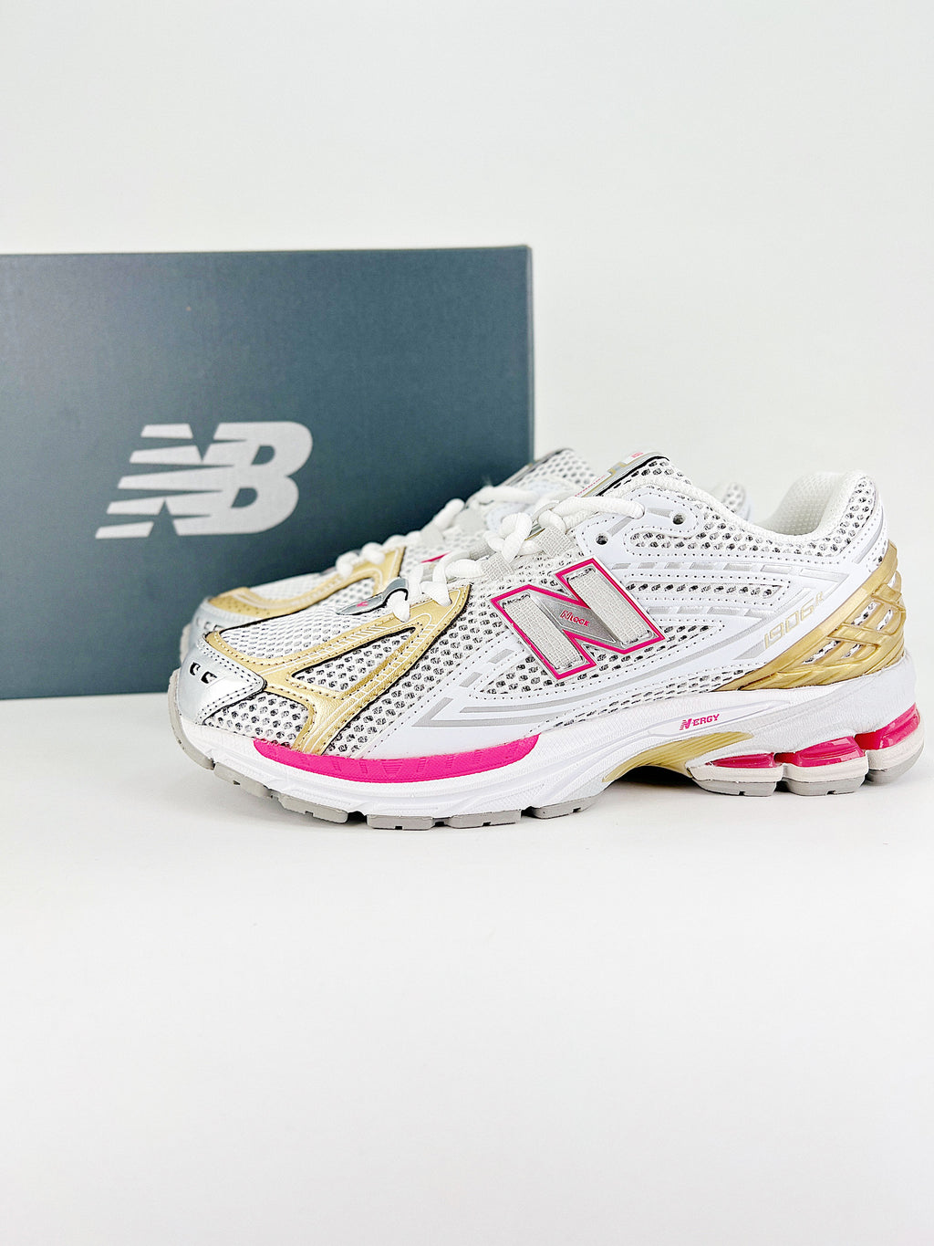 New Balance NB M1906R Silver Dragon Berry Gold Men's