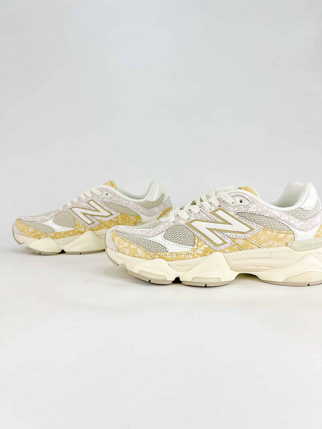 New Balance NB 9060 toasted sesame