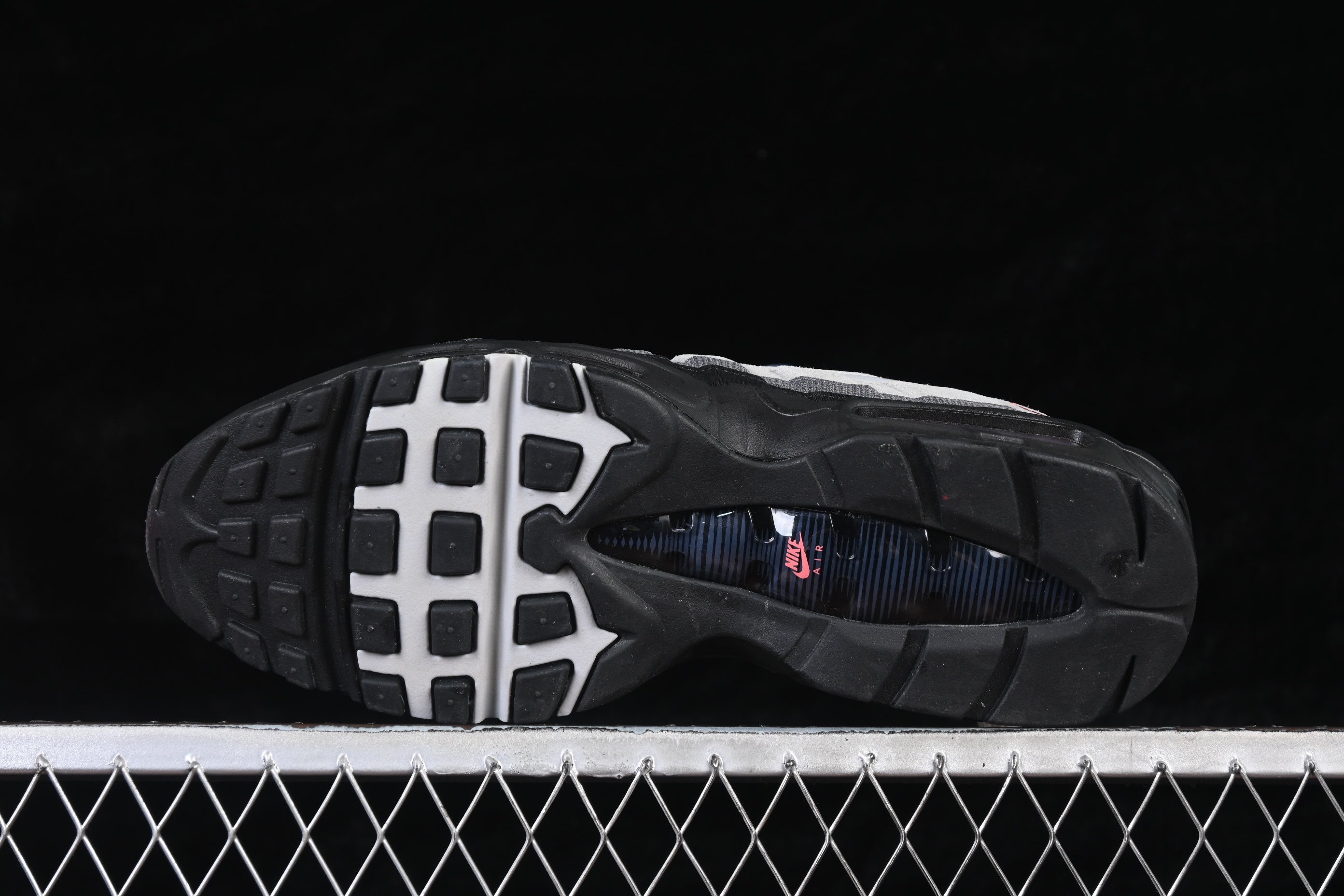 Nike Air Max 95 track red anthracite