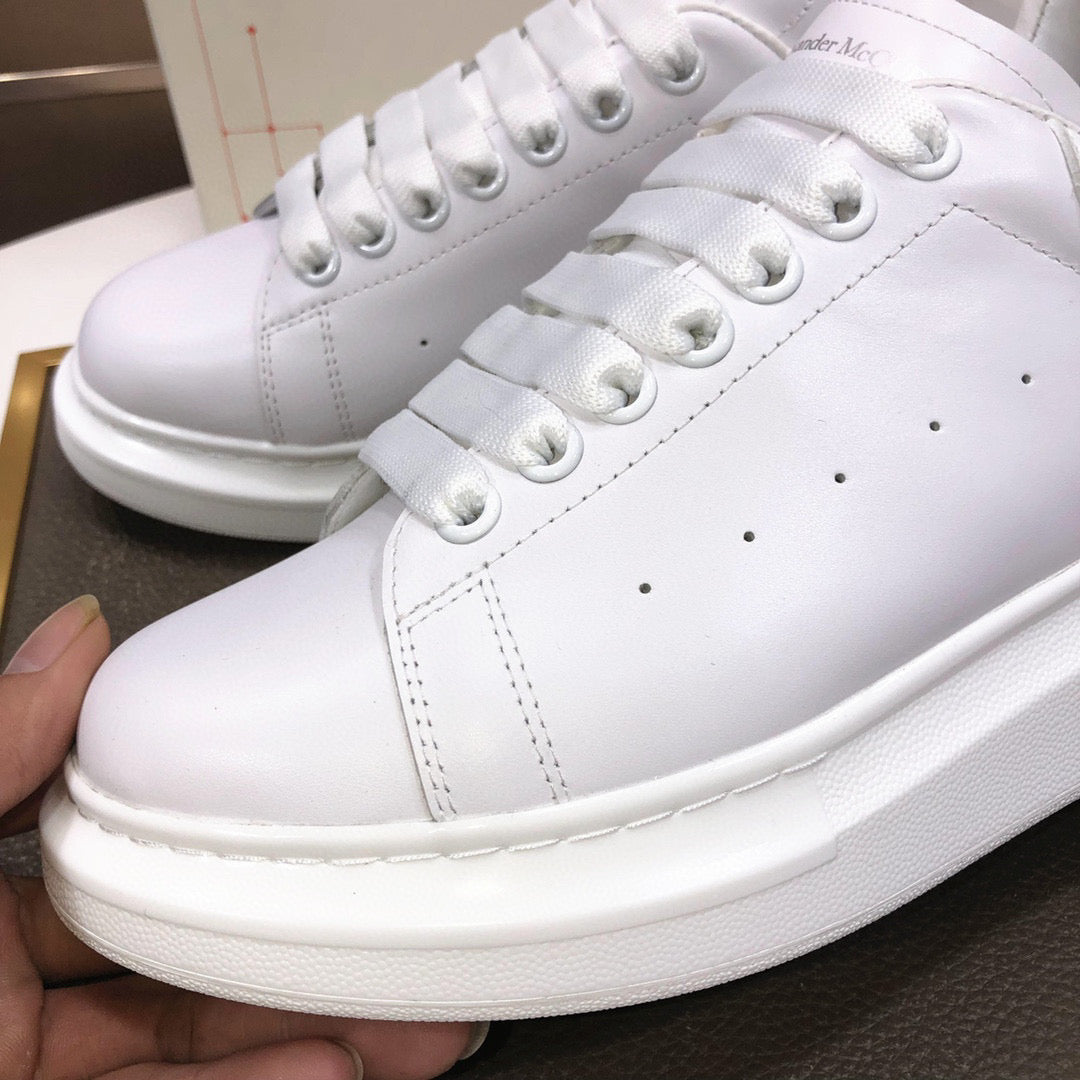 Alexander McQueen sneakers suola oversize total white