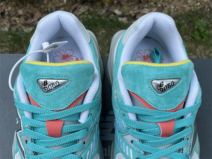 New Balance NB 9060 DTLR Cyan Burst