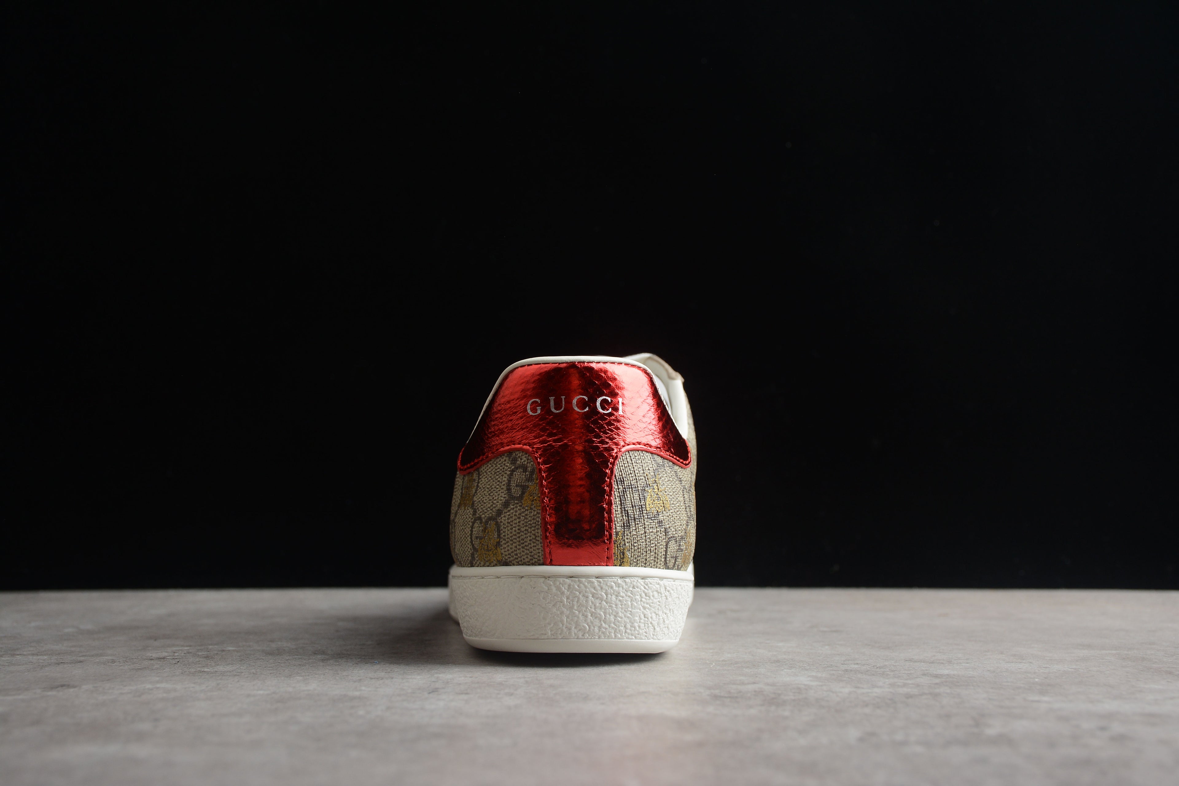 Gucci Classic Little Bee