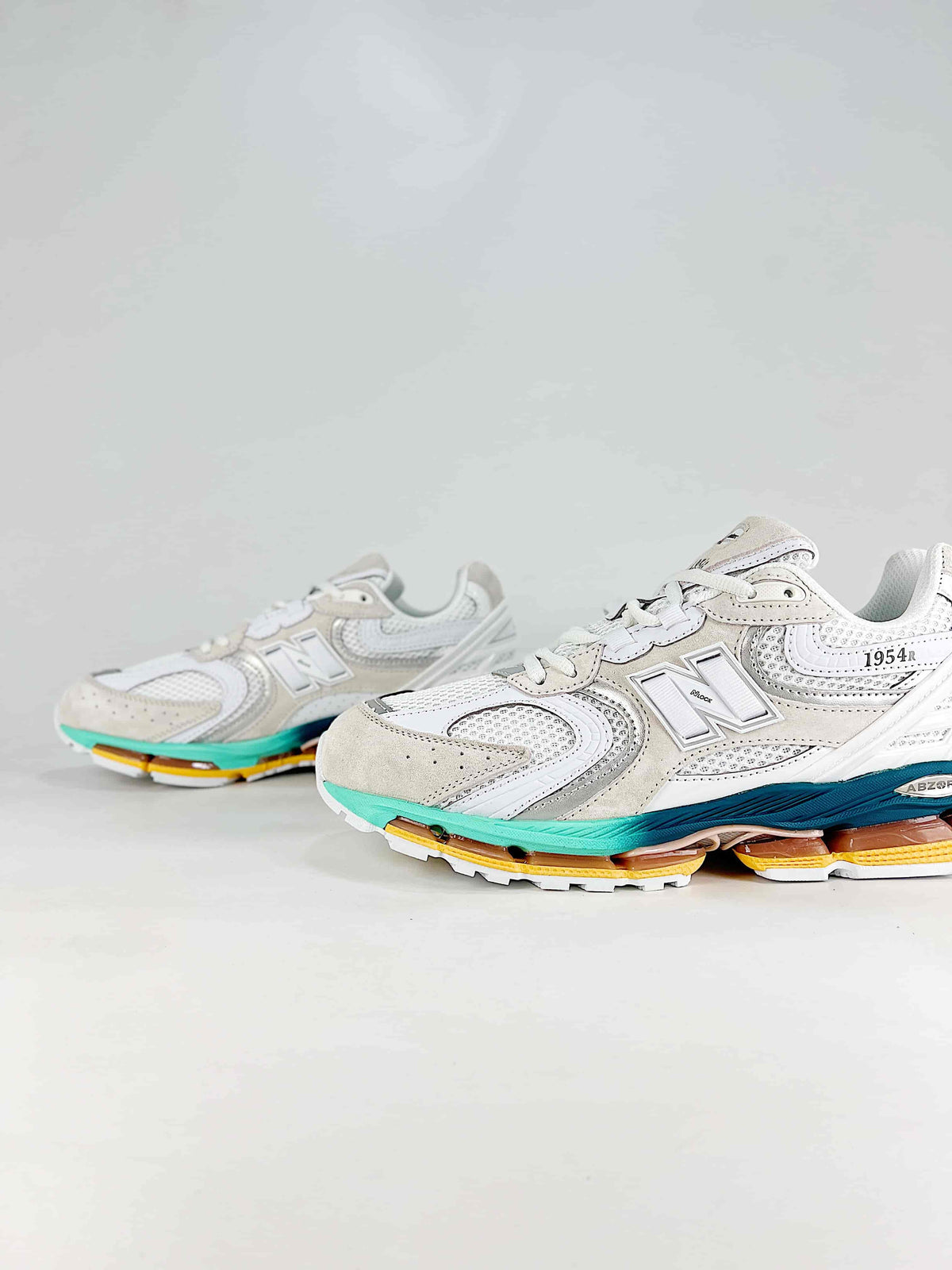 New Balance 1954R Reflection White Bright Mint
