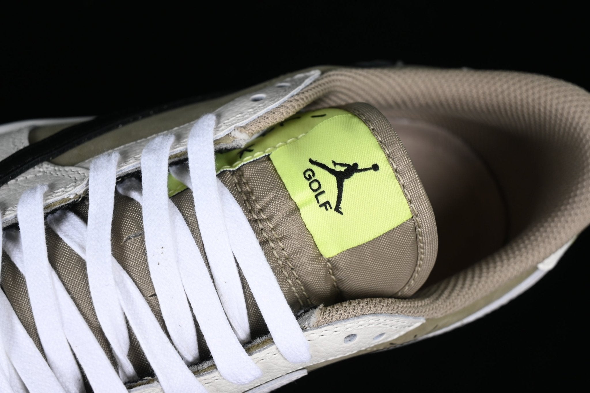 Travis Scott x Air Jordan 1 Retro Low Golf Neutral Olive - VIBES MILANO