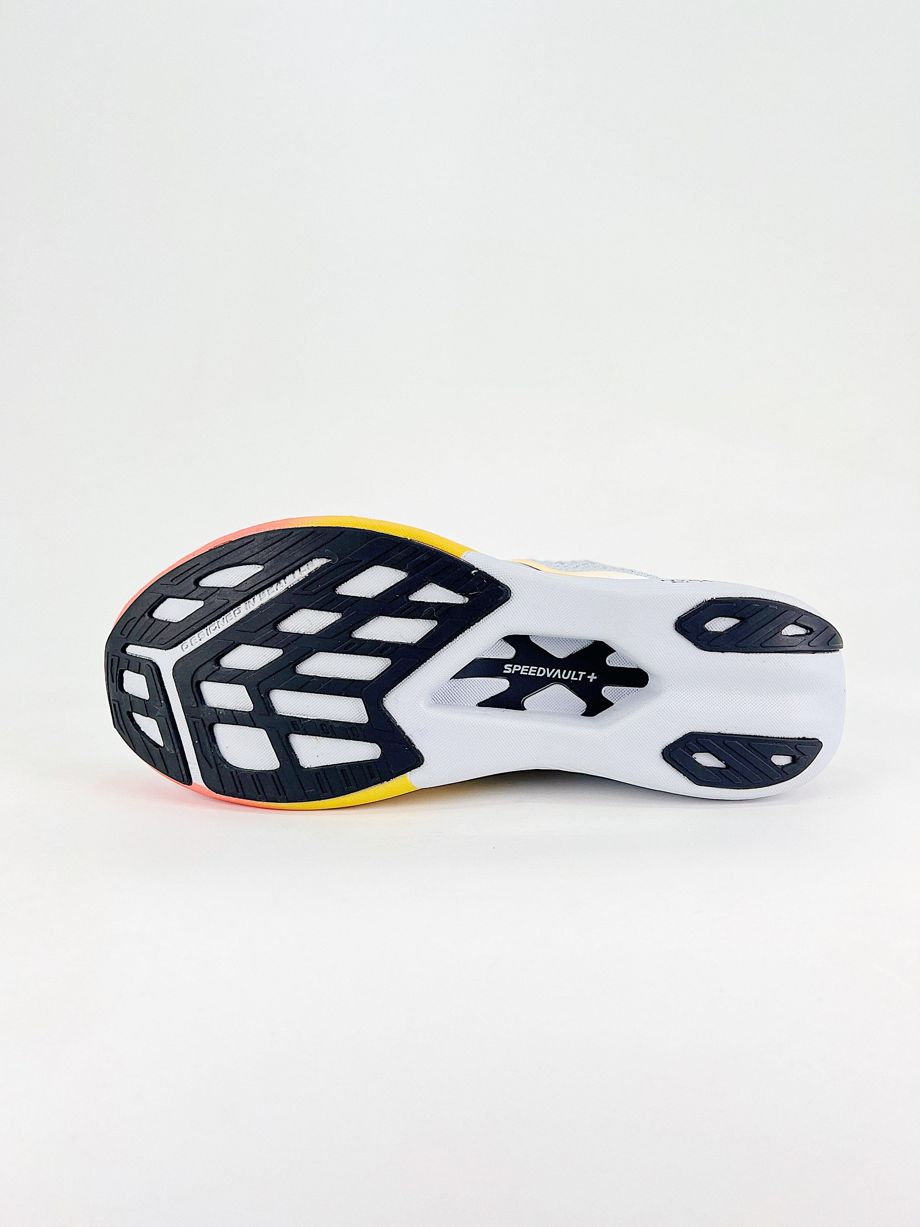 Brooks Hyperion Elite 4 PB grigio
