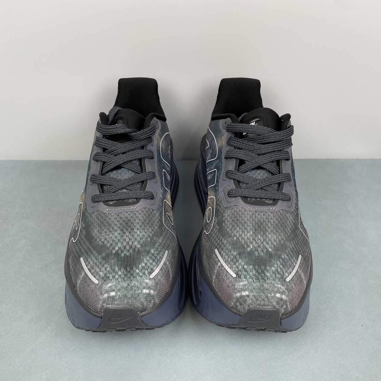 Nike Vomero Premium black grey - VIBES MILANO