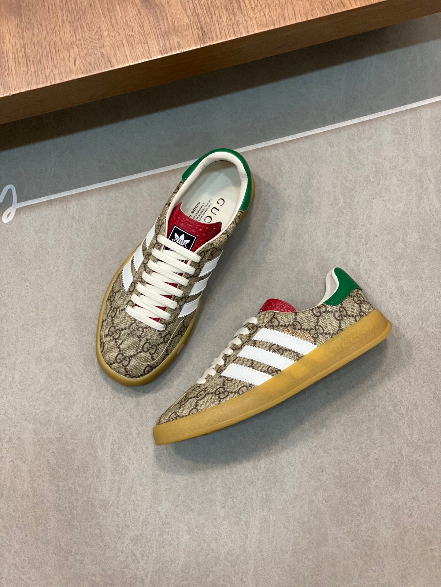 Adidas x Gucci Gazelle Beige GG Monogram - VIBES MILANO